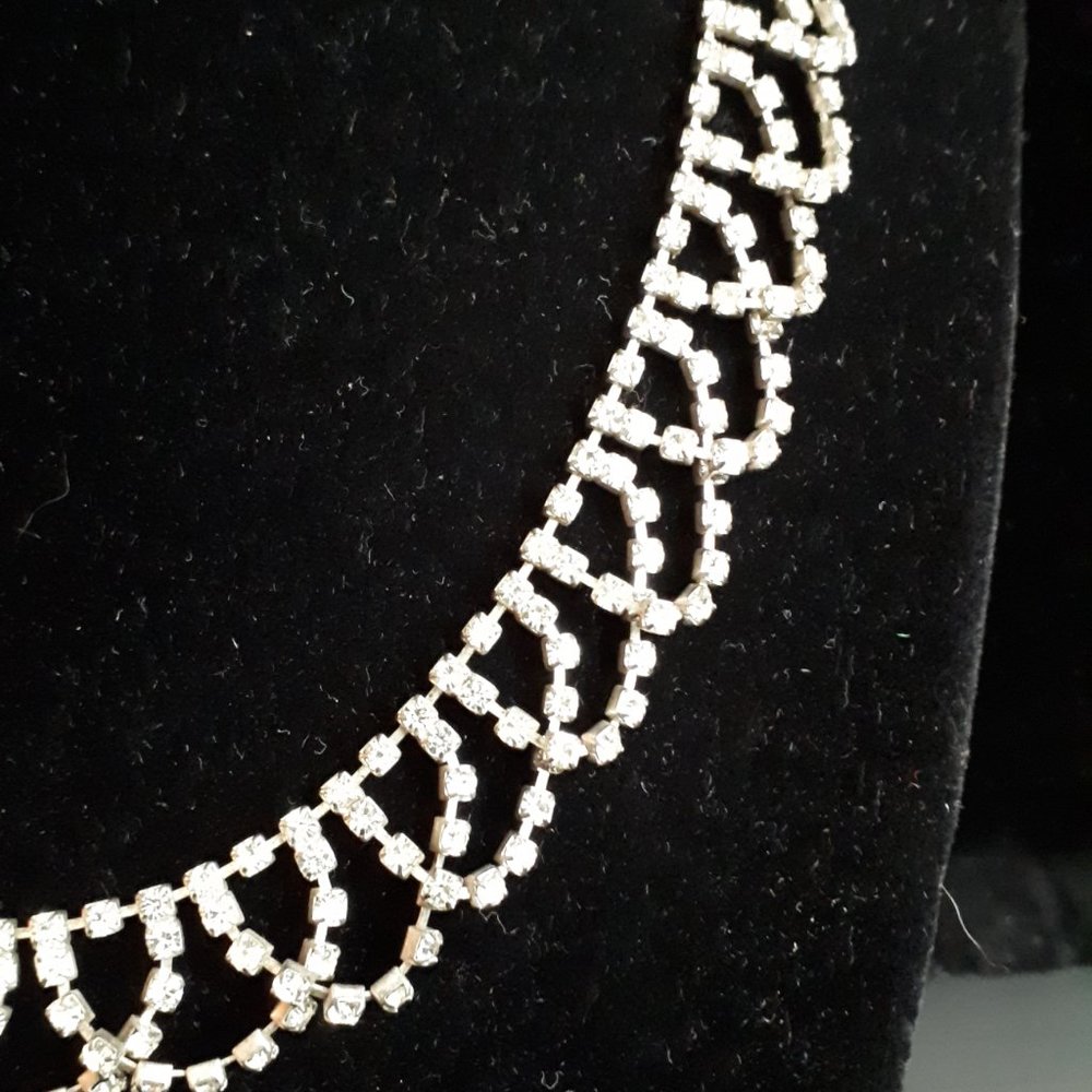 1960's Rhinestone Necklace - Picture 2 of 6
